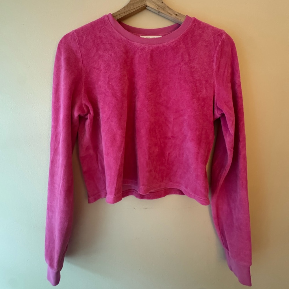 Suzi Kondi Velour feel Fuchsia Long Sleeve Cropped Top - size S
